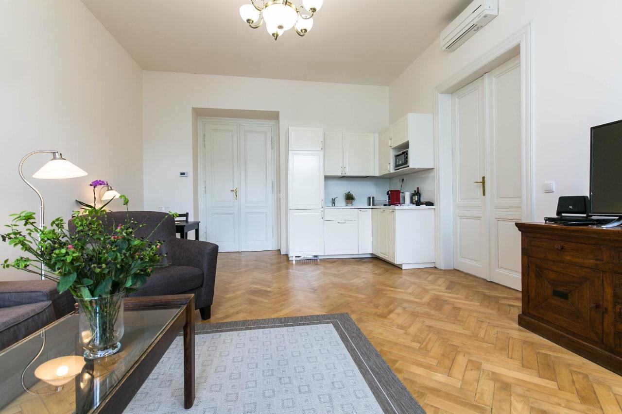 Salvator Church Great Apartments - Prague — Photos 1