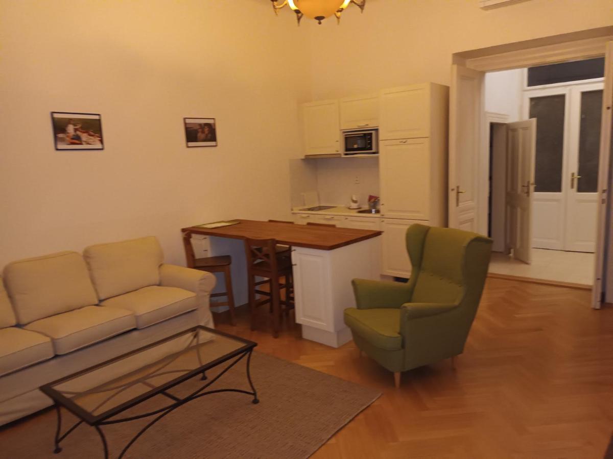 Salvator Church Great Apartments - Prague — Photos 3
